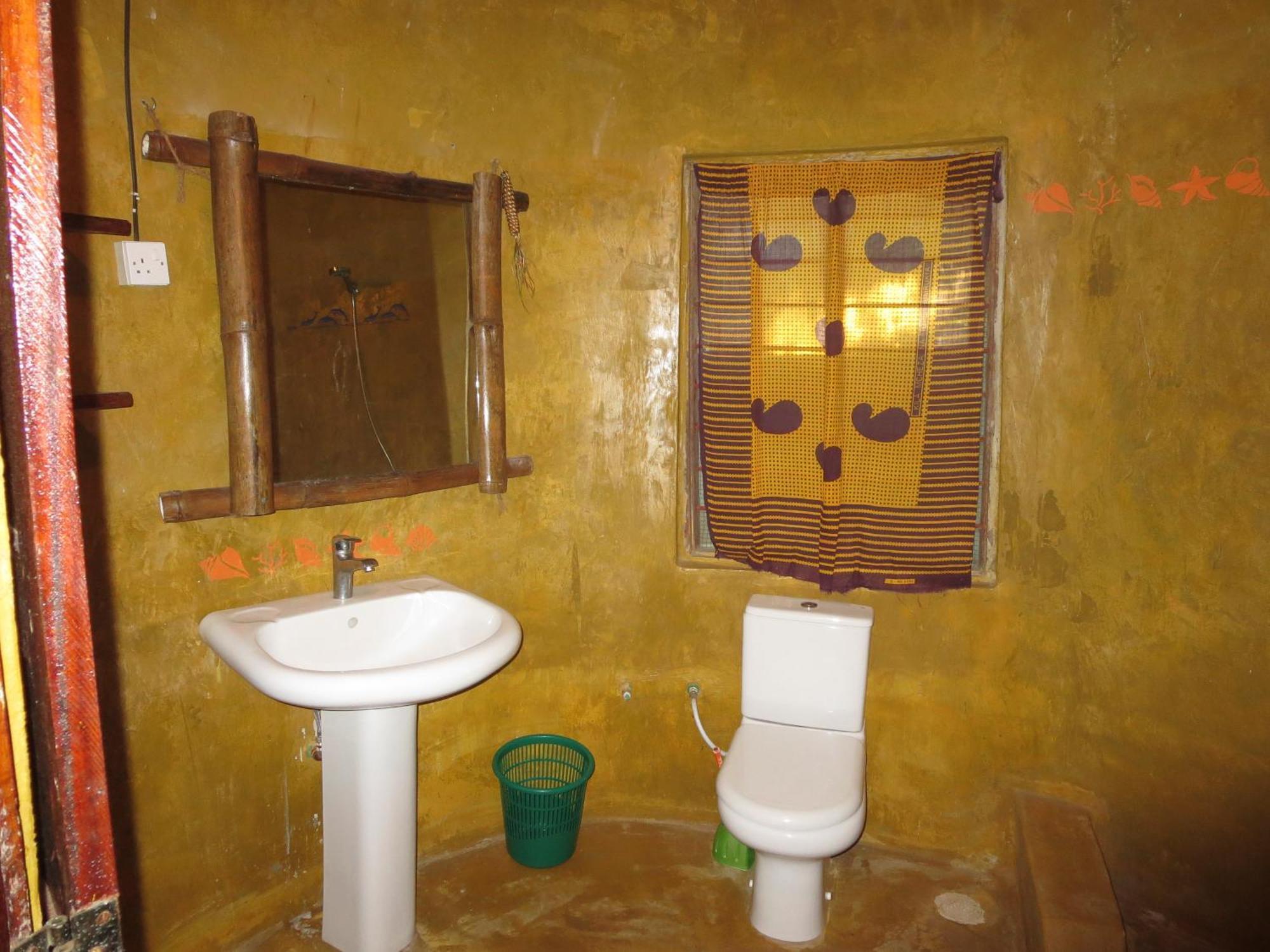 Santa Maria Coral Park Hotell Pongwe Exteriör bild