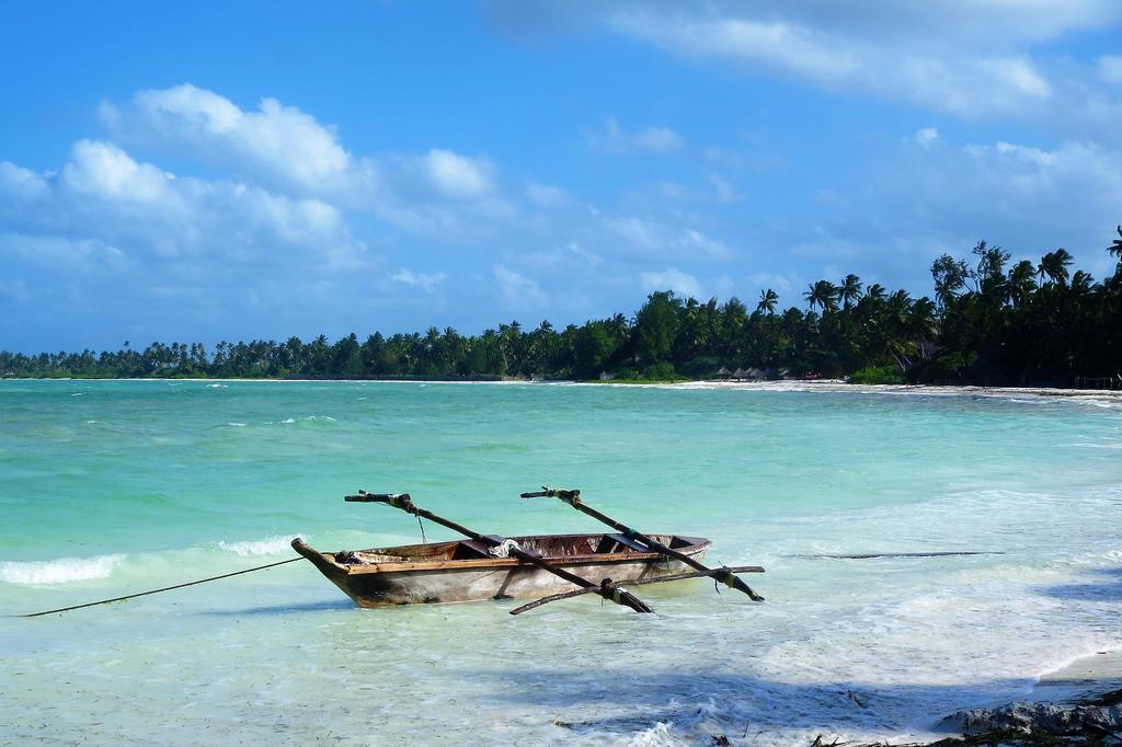 Santa Maria Coral Park Hotell Pongwe Exteriör bild