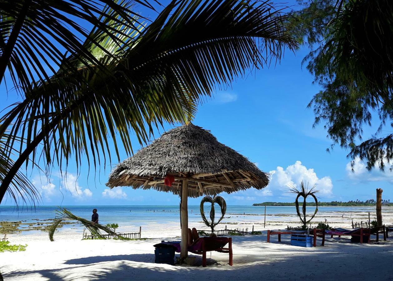 Santa Maria Coral Park Hotell Pongwe Exteriör bild