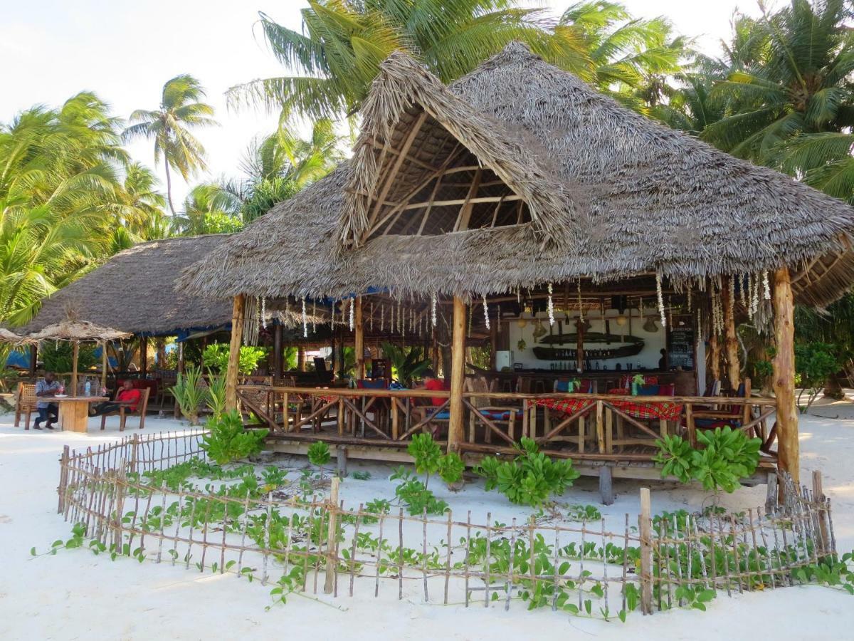 Santa Maria Coral Park Hotell Pongwe Exteriör bild